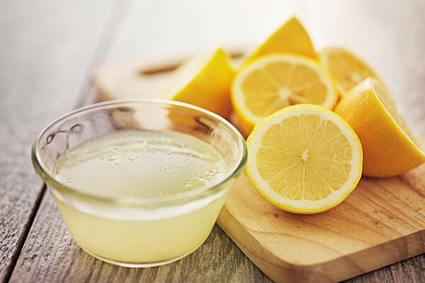 Rely on <a href="https://www.bebeautiful.in/articles/why-your-skin-needs-vitamin-c-especially-in-the-winters">lemon</a> juice