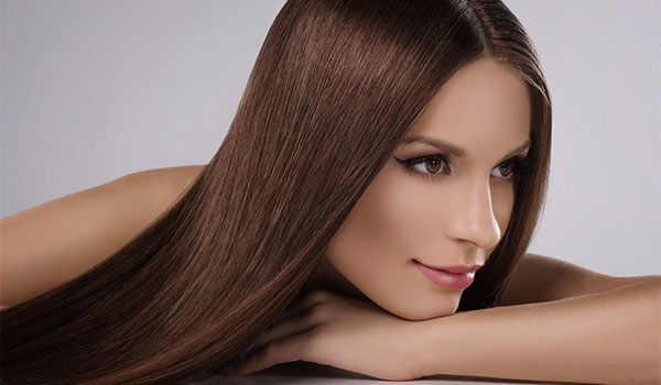 HOW TO USE A HAIR STRAIGHTENER TO GET SMOOTH HAIR