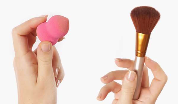 Makeup brush versus a beauty blender—which one should you use to apply makeup?