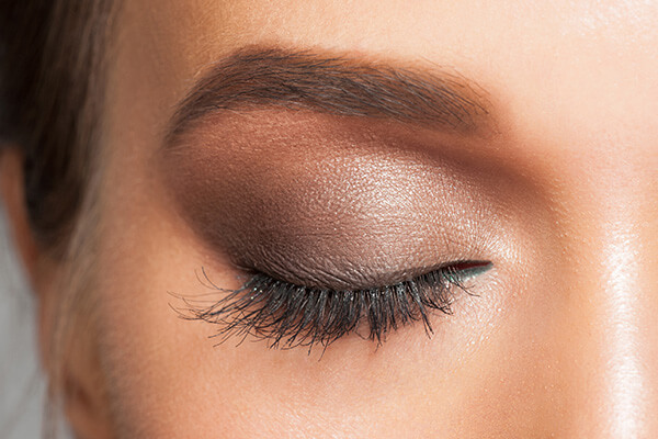 5. Use the right eyeliner the right way